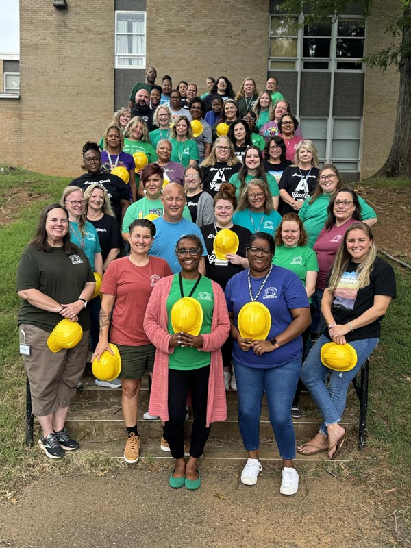 LAUREL staff photo